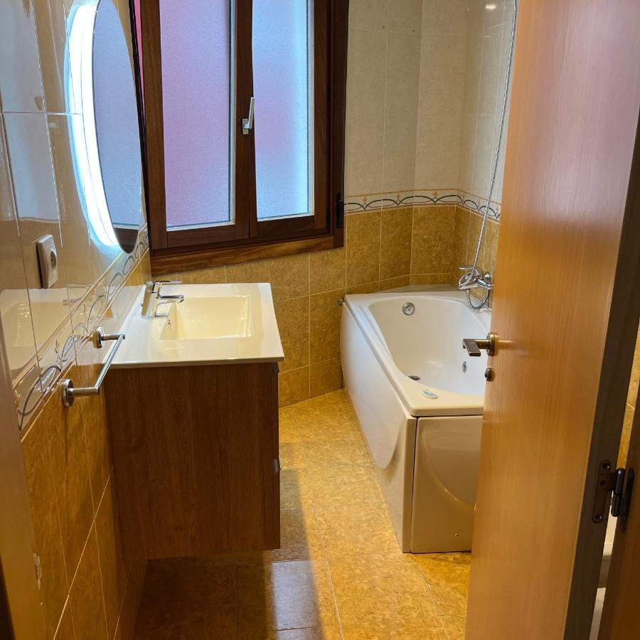 Apartmán Friendly Vistas Mar Apart 3H Y Garaje Gijón Exteriér fotografie